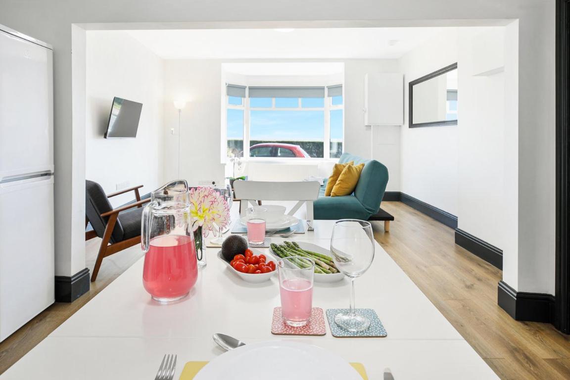 Tyme Suites On Kingsway Cleethorpes Esterno foto