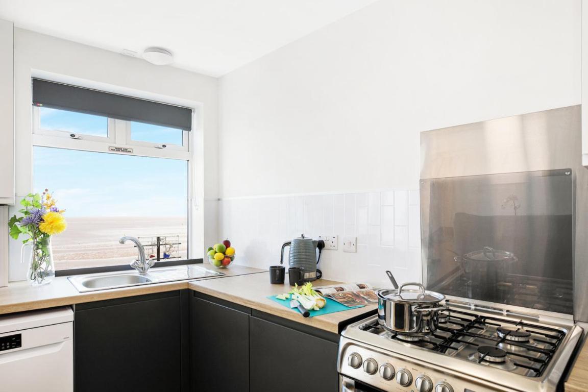 Tyme Suites On Kingsway Cleethorpes Esterno foto